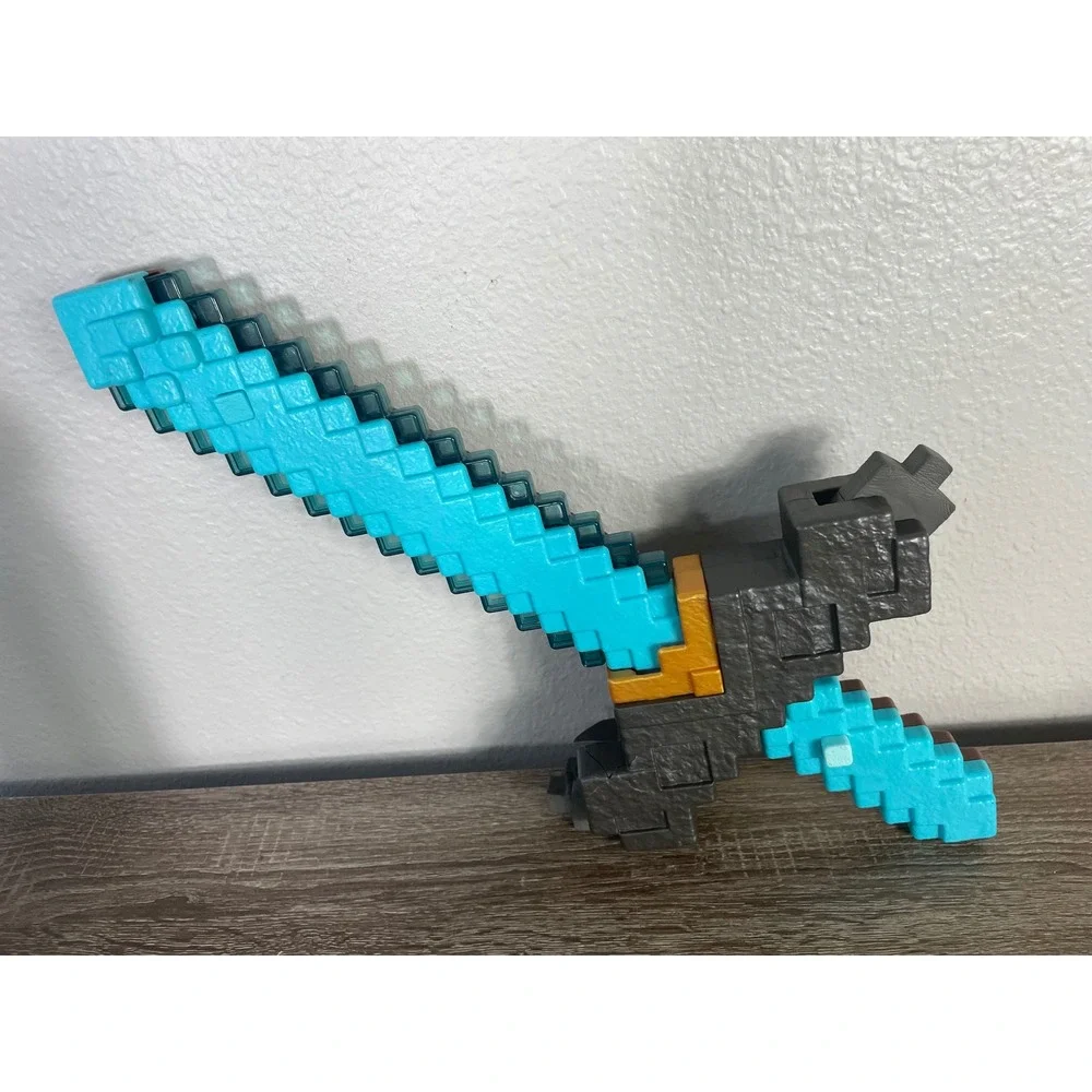 Minecraft Diamond Sword Pickaxe Transforming Toy Mattel 2 in 1 Role‎ Play